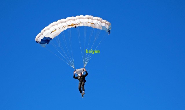 开云中国|击剑俱乐部联赛新赛制获好评 青少年选手成为最大赢家