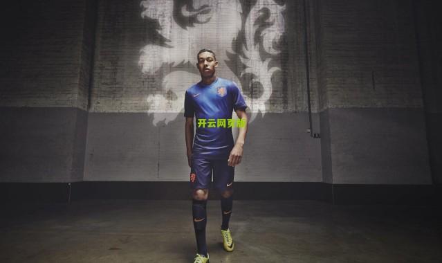 开云网页版-德媒曝拜仁紧急寻枪内幕，穆西亚拉伤情引发连锁反应，高薪目标阿森西奥最终无缘加盟