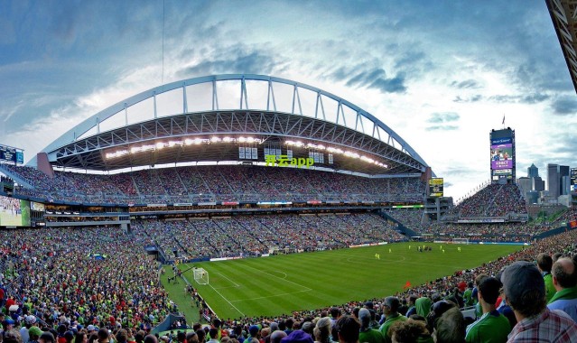 开云网页版：争议判罚引风波，亚马尔进球无效，费尔明社交媒体发VAR截图暗讽裁判