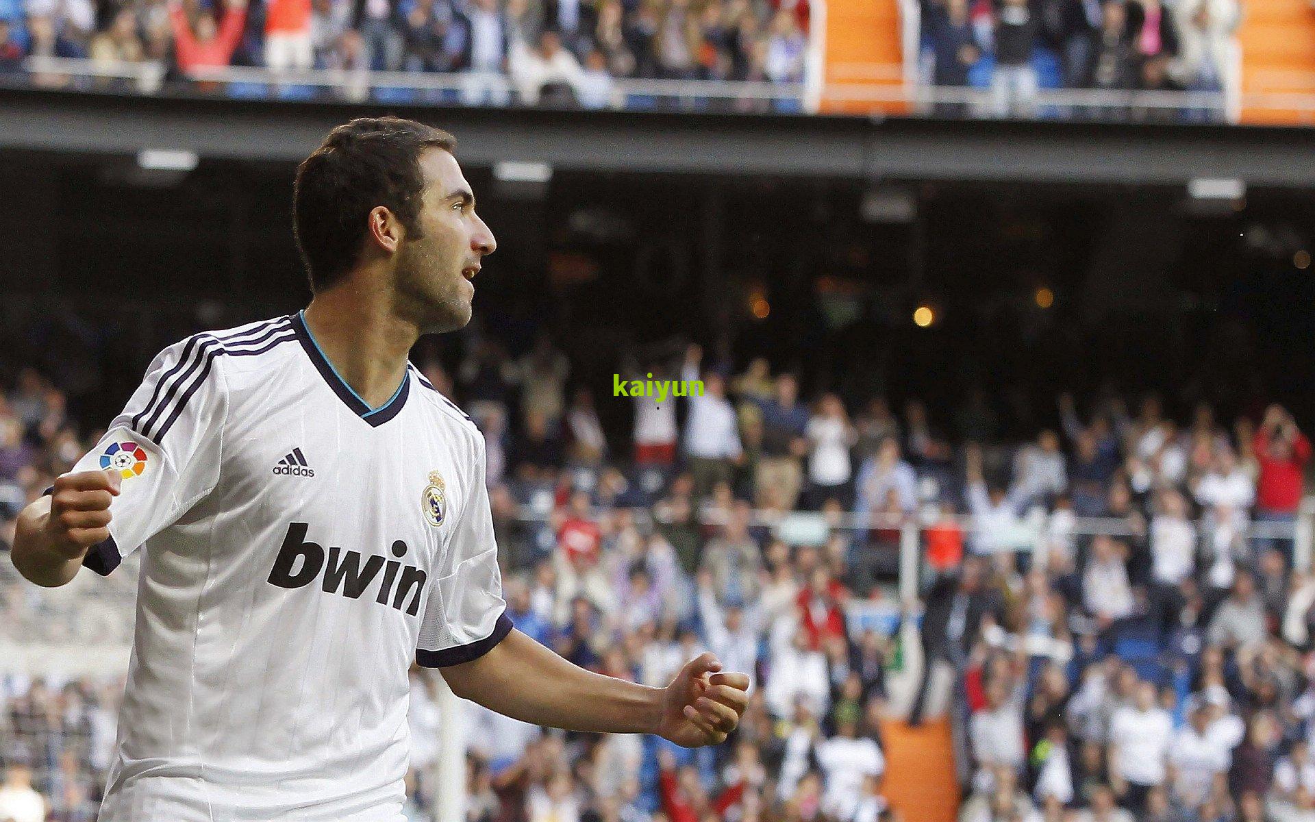 布乌卡专访，沙特联赛着眼未来引援，与中国模式形成战略差异