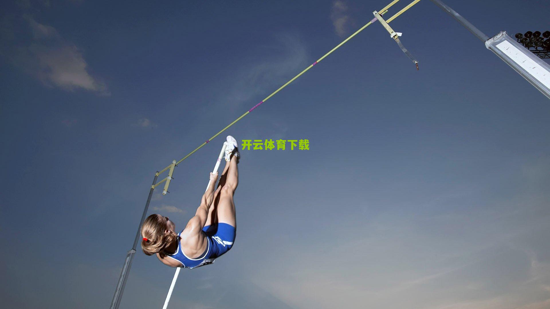 罗马瞄准锋线新星，巨额租借协议或锁定齐尔克泽未来